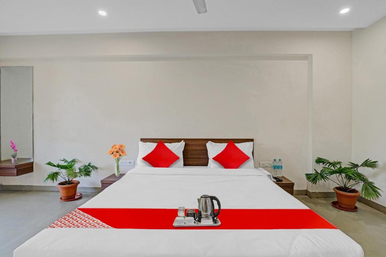 Oyo Flagship Hotel Residency Silvassa Zewnętrze zdjęcie